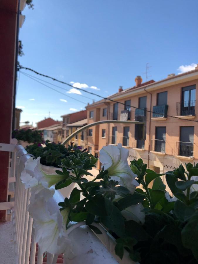 Hostal San Juan Саагун Экстерьер фото